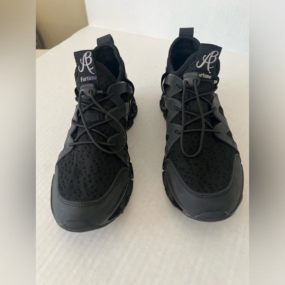 AB FORTUNE RUNNING SHOES. BLACK. SIZE 41. WHICH BELIEVE IS US SIZE 8-1/2 - Picture 1 of 7